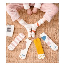 FB4045 日系冬季加厚卡通貓爪珊瑚絨中筒襪 (一組5雙)